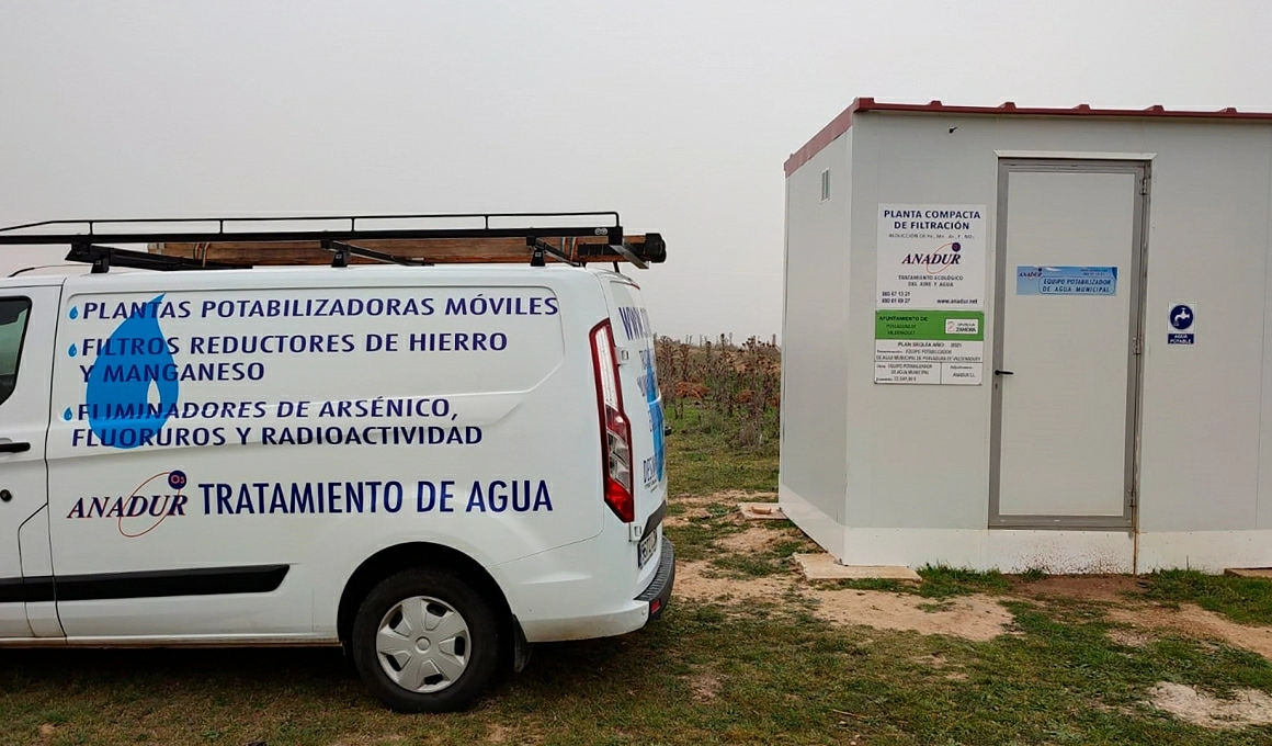 Equipo compacto de filtración para hierro, manganeso  y fluoruros. Caudal de filtración; 50-80m3/día