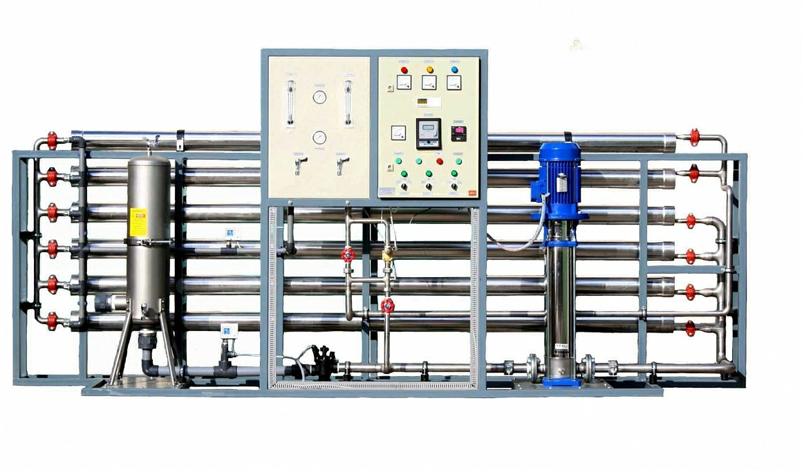 Equipo de osmosis inversa con micro filtración y 18 membranas de osmosis 4040 para un caudal de trab